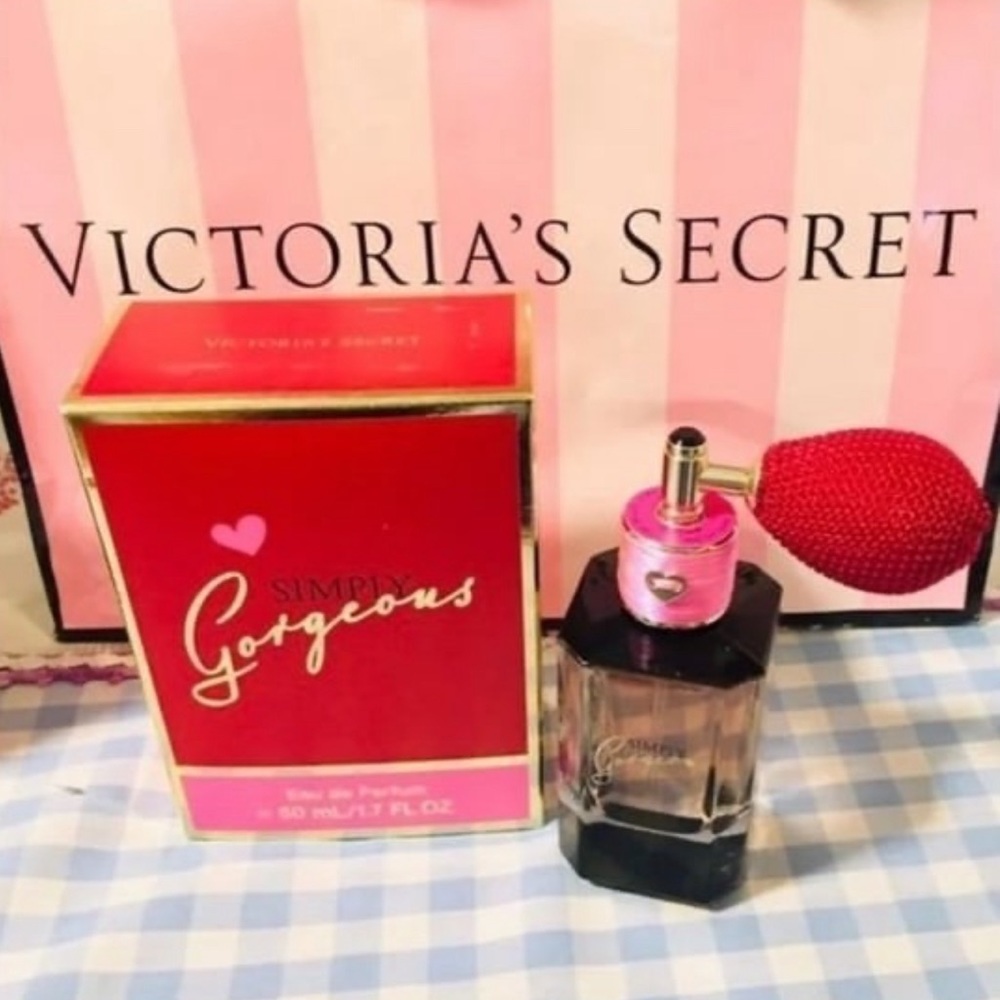 SIMPLY GORGEOUS Eau De Parfum  50 ml. 1.7 fl oz